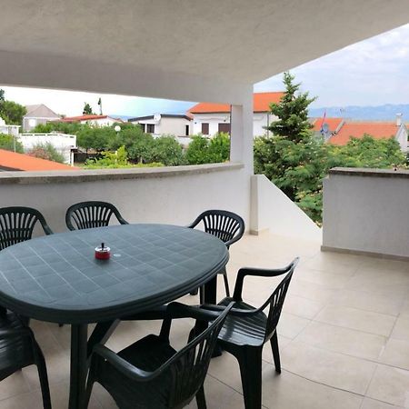 Apartman Zidak Vir Ngoại thất bức ảnh